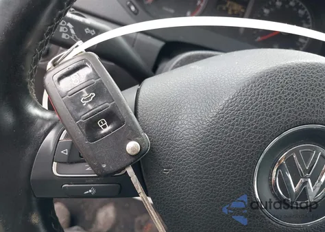 2011 Volkswagen Jetta 2.5L Se z USA, uszkodzony, nr VIN 3VWBZ7AJ1BM050546